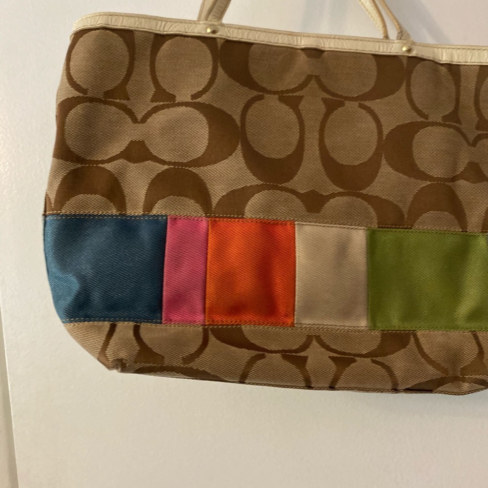 Purse - Picture 2 of 9